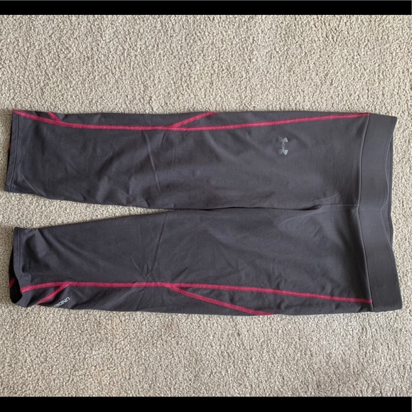 Under Armour Capri Workout Pants - Picture 7 of 8